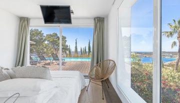 Resa Estates villa te koop sale Ibiza tourist license vergunning modern bedroom views .jpg
